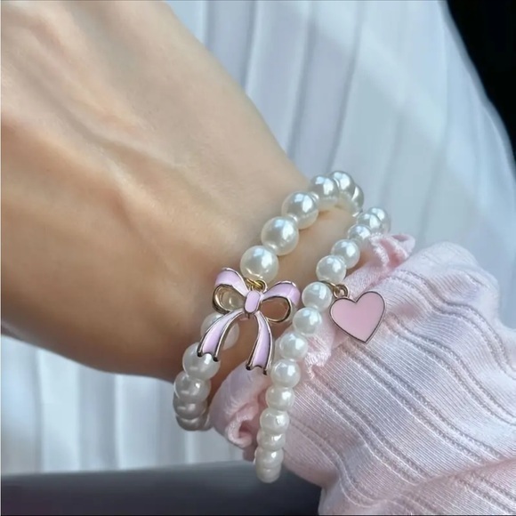 stella’s way Jewelry - Pearl bow and heart bracelet set